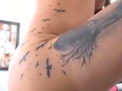 Big tattoed shemale's butts on Cruisingcams